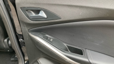 Vauxhall Grandland 1.2 Turbo Ultimate 5dr Petrol Hatchback